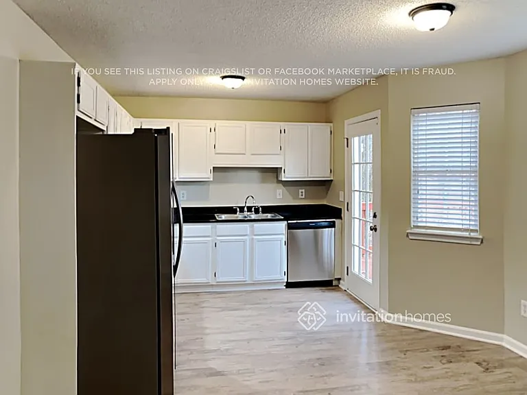 53 Millers Dr — Photo 6