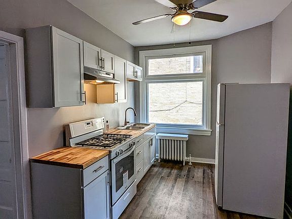 2nd image of 1619 Chislett St #11290807