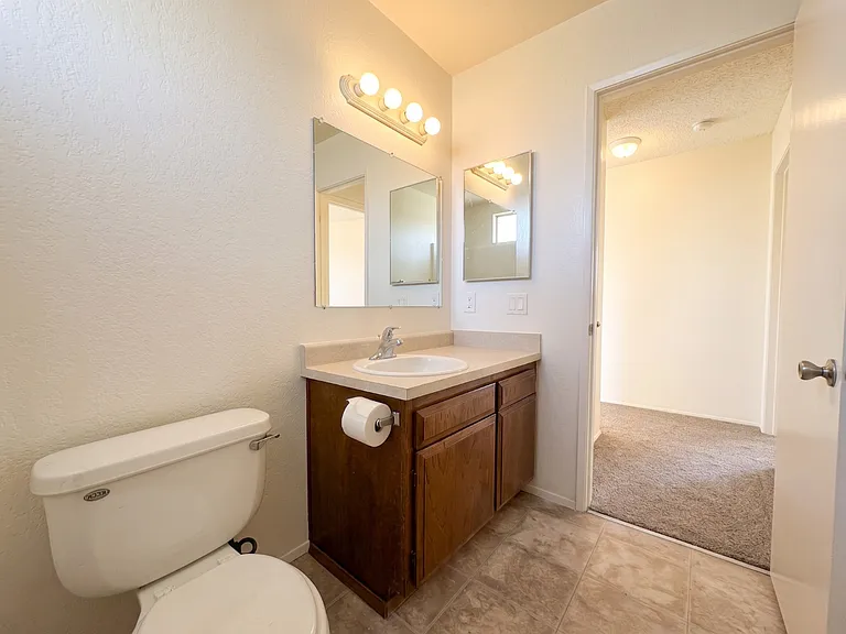 1028 S Magnolia Ave #H — Photo 9