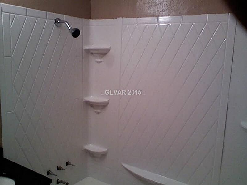 2nd image of 2105 Balzar Ave