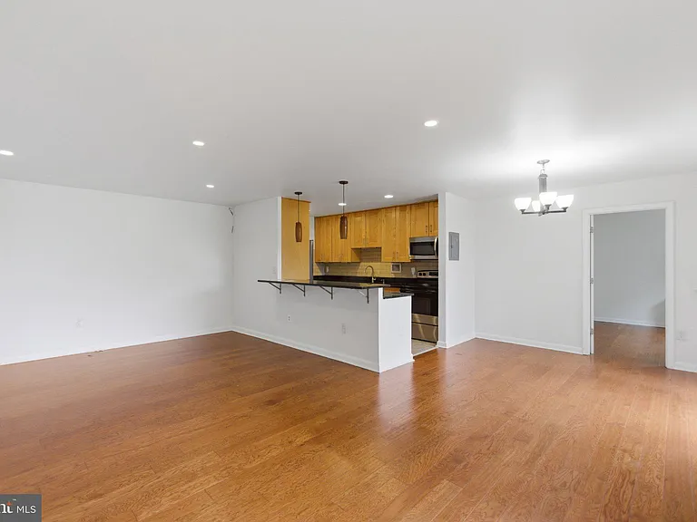 7505 Democracy Blvd #114 — Photo 4