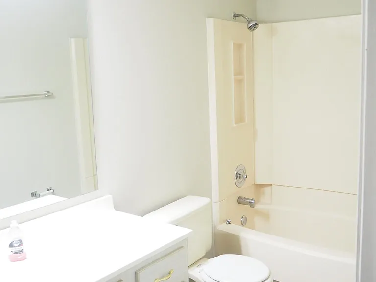 868 Delray Dr — Photo 4
