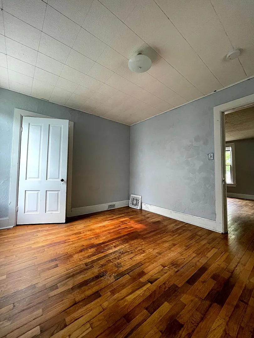 3 Bedroom Home in Weigent-Hogan Neighborhood Near UW-La Crosse — Photo 4