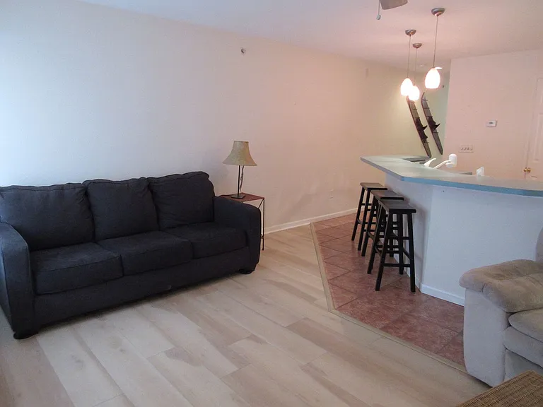549 Park Place Dr #1E — Photo 6