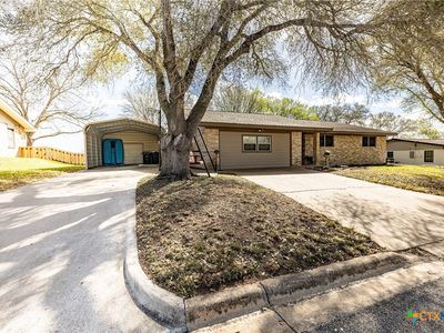 911 S Peck St, Shiner, TX, 77984