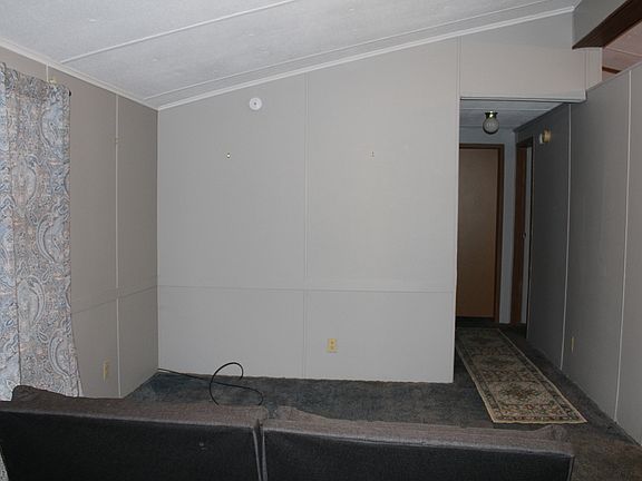 4th image of 406 W Kirkwood St