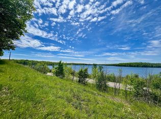 8822 E Columbine Trl NE, Remer, MN 56672