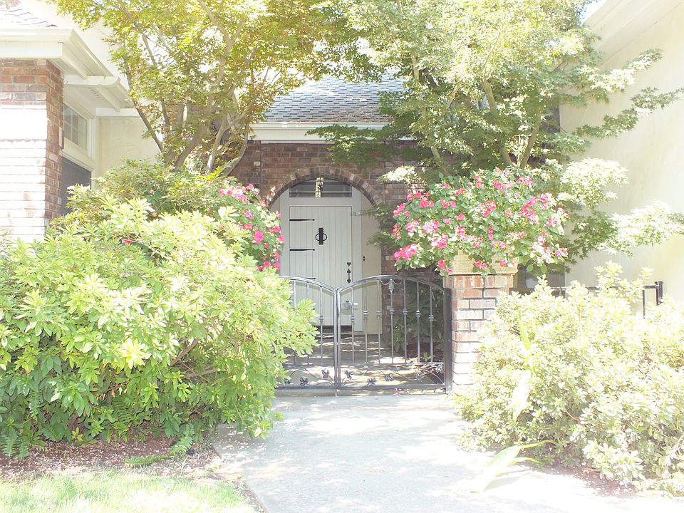 1st image of 13308 El Nogal Ave