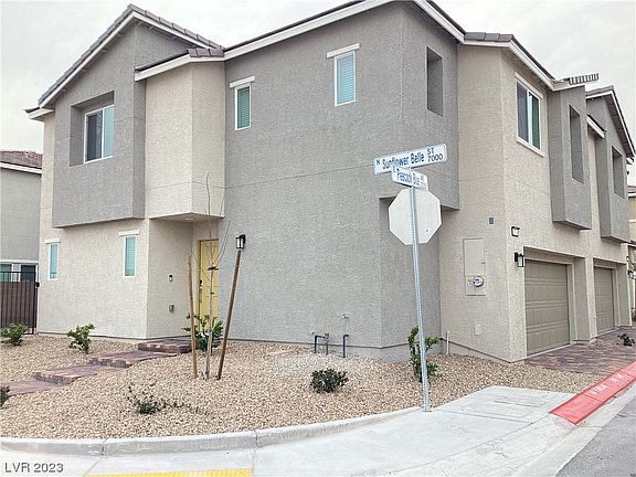 2nd image of 2773 Peacock Blue Ave