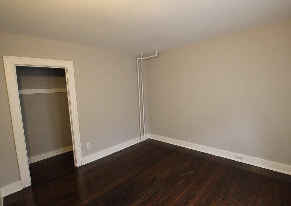 1st image of 702 4th St NW