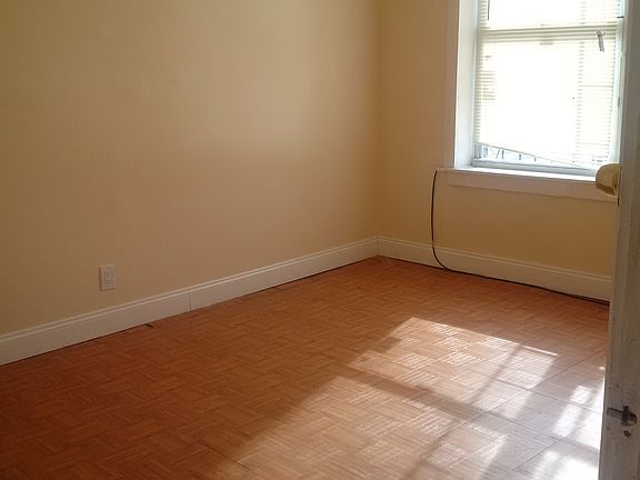 4th image of 6 N 21st St APT 42