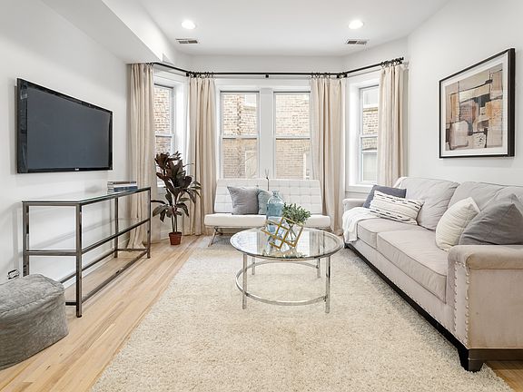 4th image of 1430 N Maplewood Ave APT 202