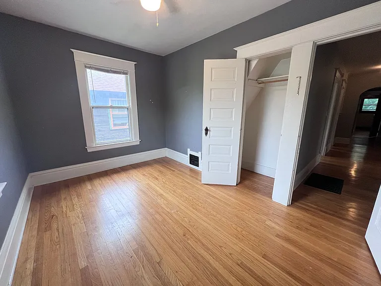 254 Warren Ave SE — Photo 15