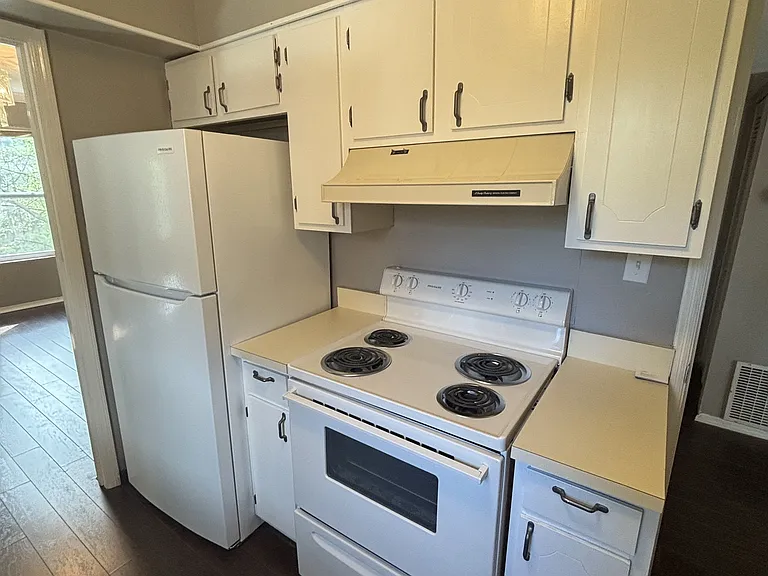181 Old Montgomery Hwy #B — Photo 30