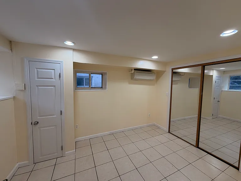 220 Neptune Ave #0 — Photo 4