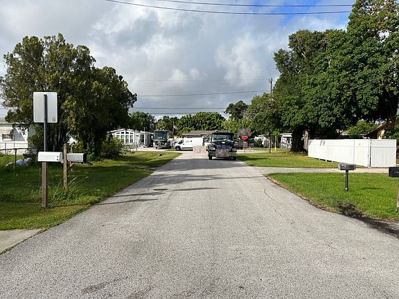 4th image of 6761 51st Way N