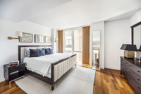 Sold by Compass | media 29