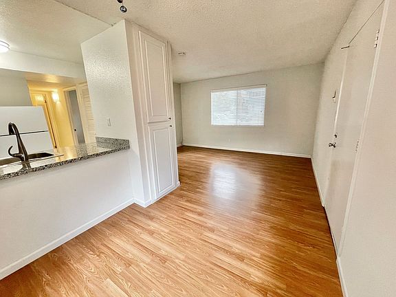 4th image of 1619 G St #1