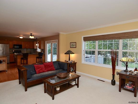 5th image of 23 Dandelion Dr