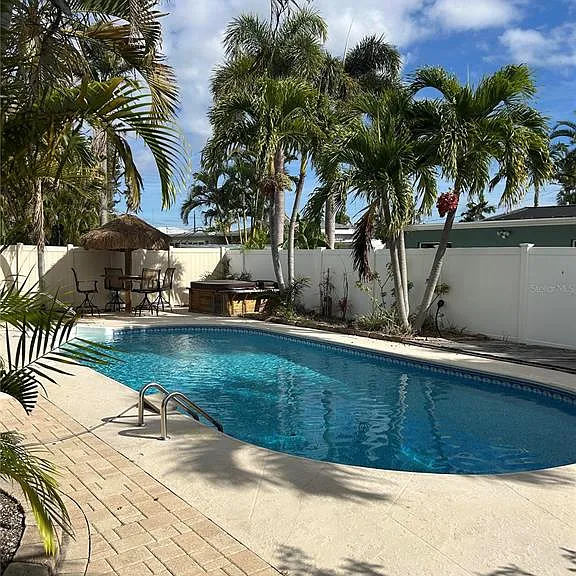 717 Sunset Cv — Photo 21