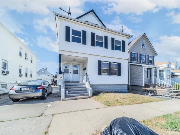 125 Lowell St #2, Carteret, NJ 07008