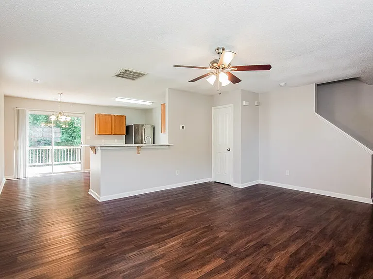 11202 Northwoods Forest Dr — Photo 5