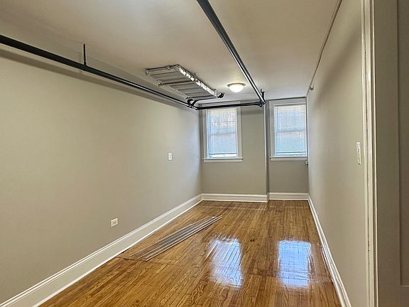 5th image of 4432 N Seeley Ave #Bb