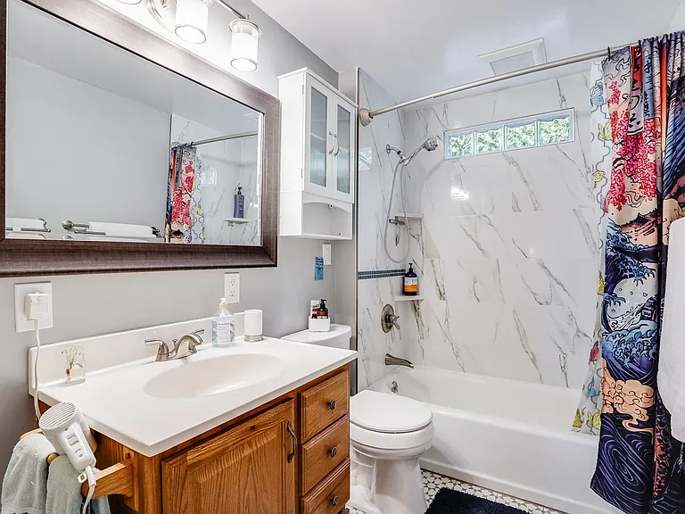 1212 SE Oak Grove Blvd — Photo 11