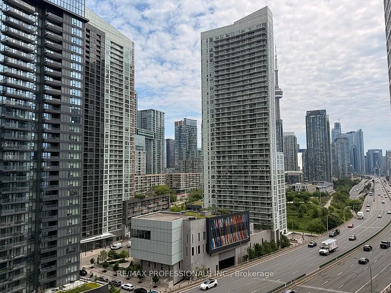 19 Bathurst St #1708 — Photo 24
