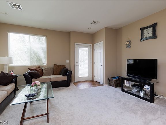 4th image of 7326 Padleymor St