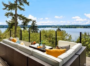 7449 W Mercer Way, Mercer Island, WA 98040