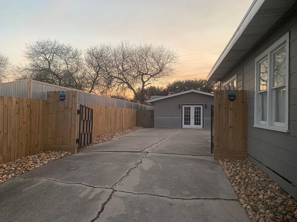 1st image of 3637 Santa Fe St