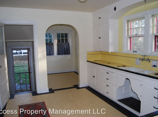 450 N Yamhill St, Carlton, OR