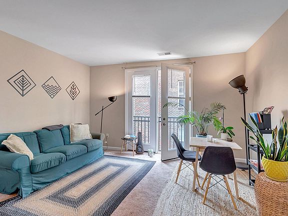 5th image of 745 Walker Sq APT 1A