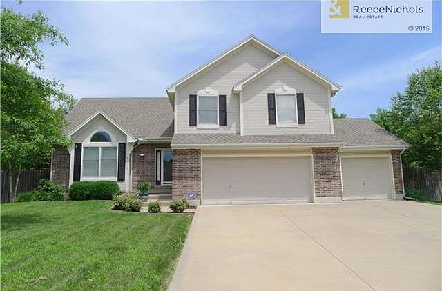 1st image of 501 NE Diana Ct