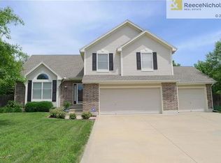 501 NE Diana Ct, Blue Springs, MO 64014