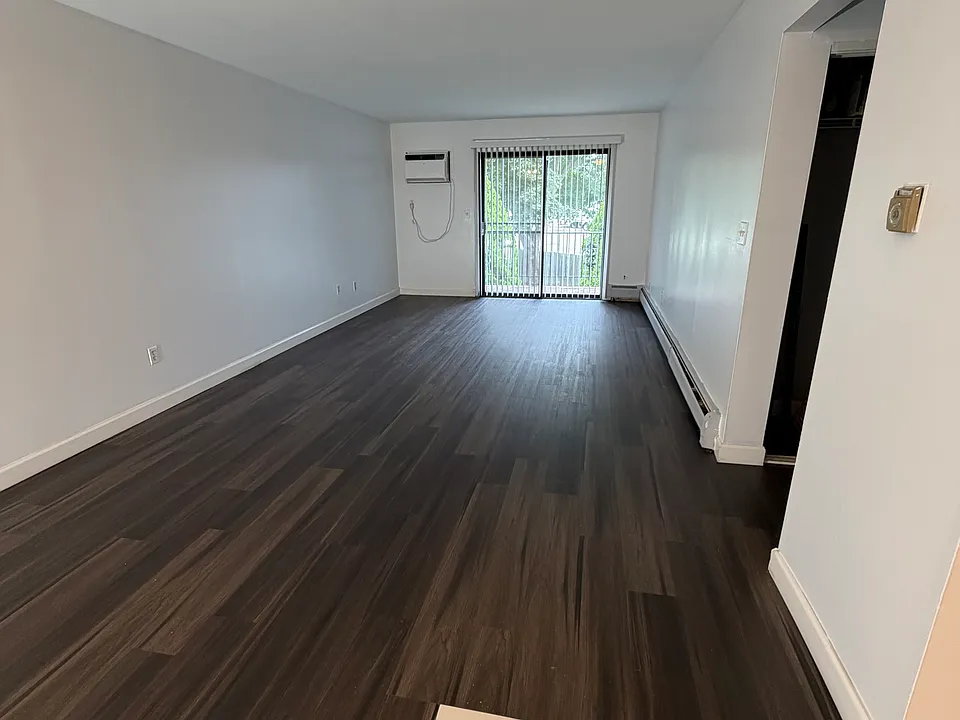 57 Washington Blvd #213