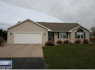 2980 Cinnamon Ridge Trl, Green Bay, WI 54313