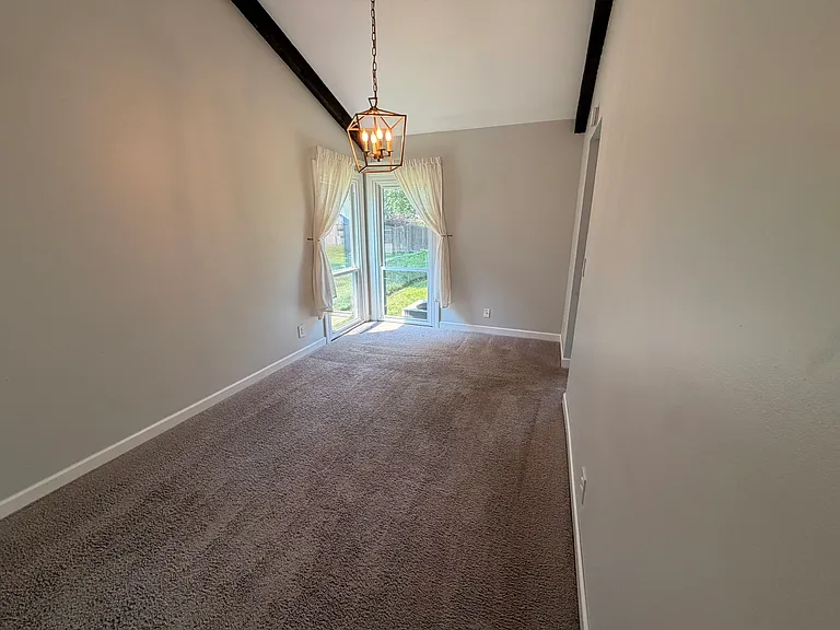 904 Kountze Memorial Dr — Photo 10