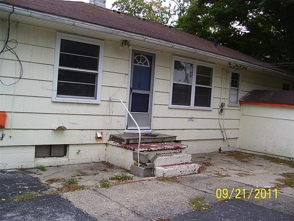 5th image of 1229 Fulton St
