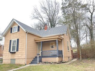 5616 Lester Rd, Cincinnati, OH 45213