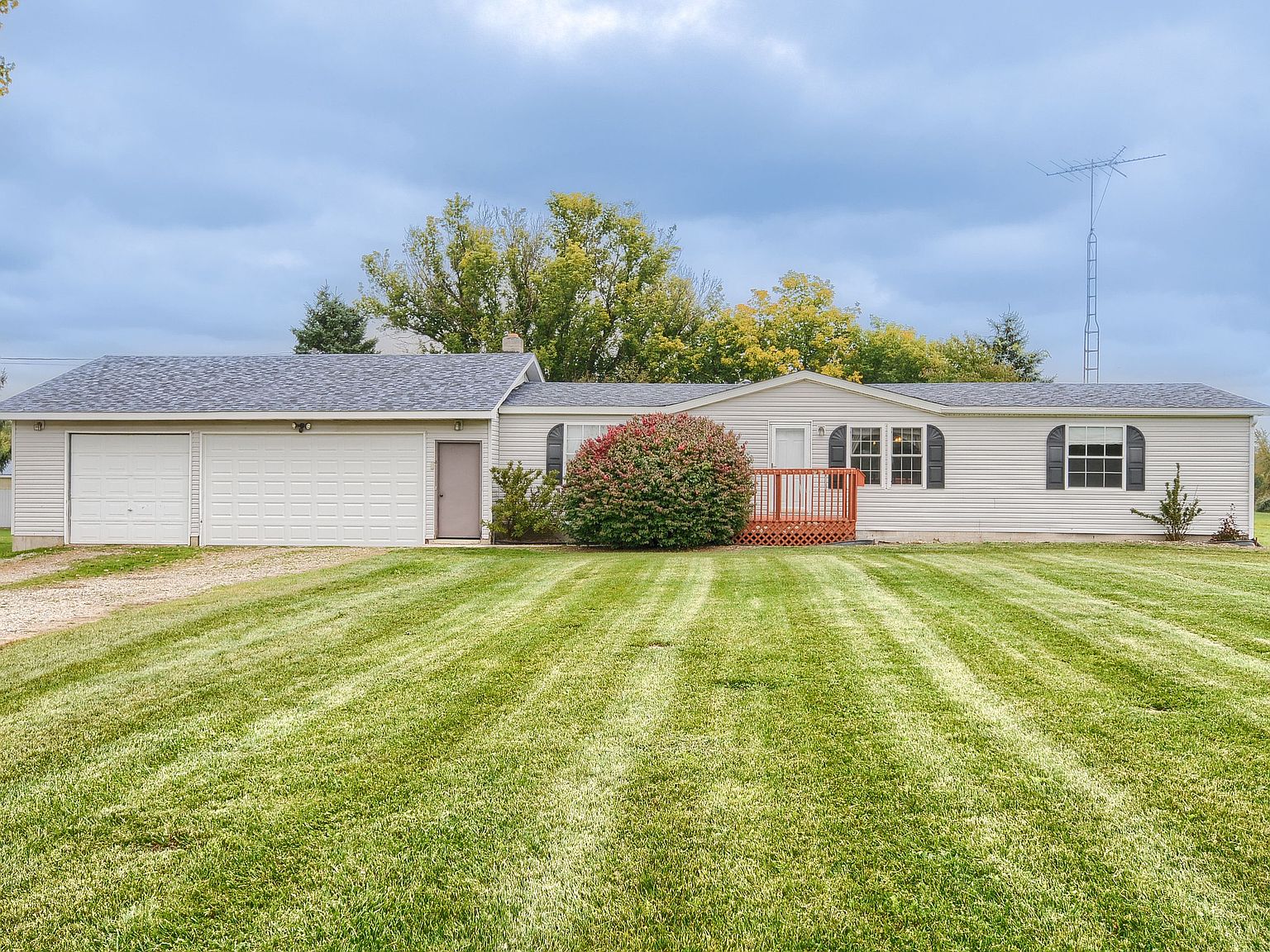 3895 Phillips Rd, Kingston, MI 48741 | Zillow
