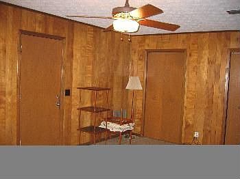 5th image of 2206 Holly Leaf Ln