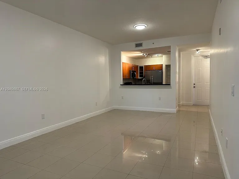 652 NE 63rd St #102 — Photo 3