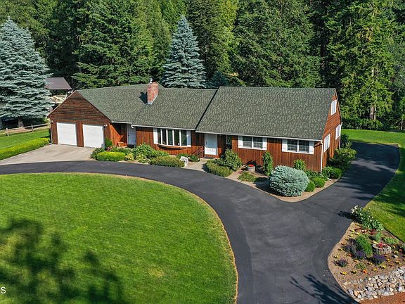 2nd image of 6556 Tannenbaum Cir