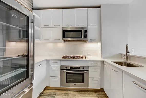 Sold by Corcoran | media 14