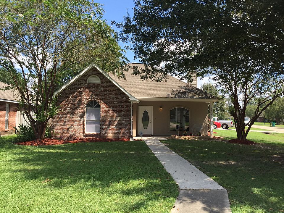 1st image of 30978 Meadow Wood Blvd
