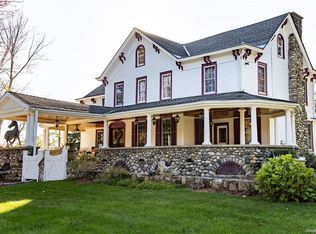 321 Baldwin Place Rd, Mahopac, NY 10541