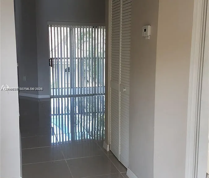 22202 Glenmoor Dr #22202 — Photo 6