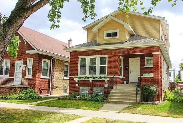 1st image of 4851 W Cornelia Ave